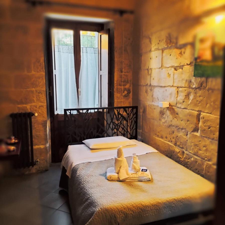 B&B Malennio Lecce Buitenkant foto